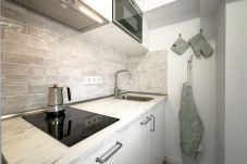 Rent by room in Madrid - Lima: habitación perfecta para vivir y compartir en Madrid 