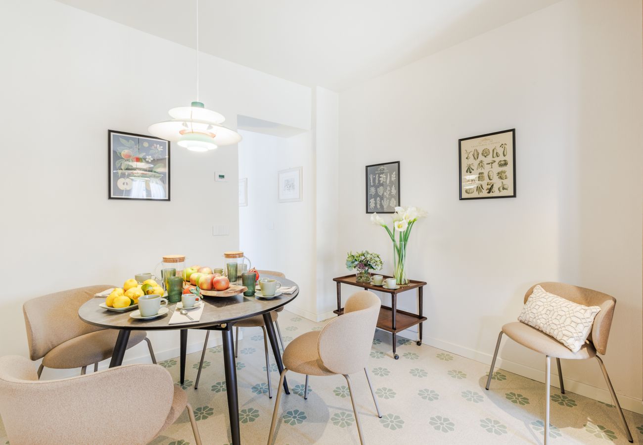 Appartement in Lucca - Historic and Contemporary 3 Bedrooms inside Lucca Appartement in Lucca - Historic and Contemporary 3 Bedrooms inside Lucca