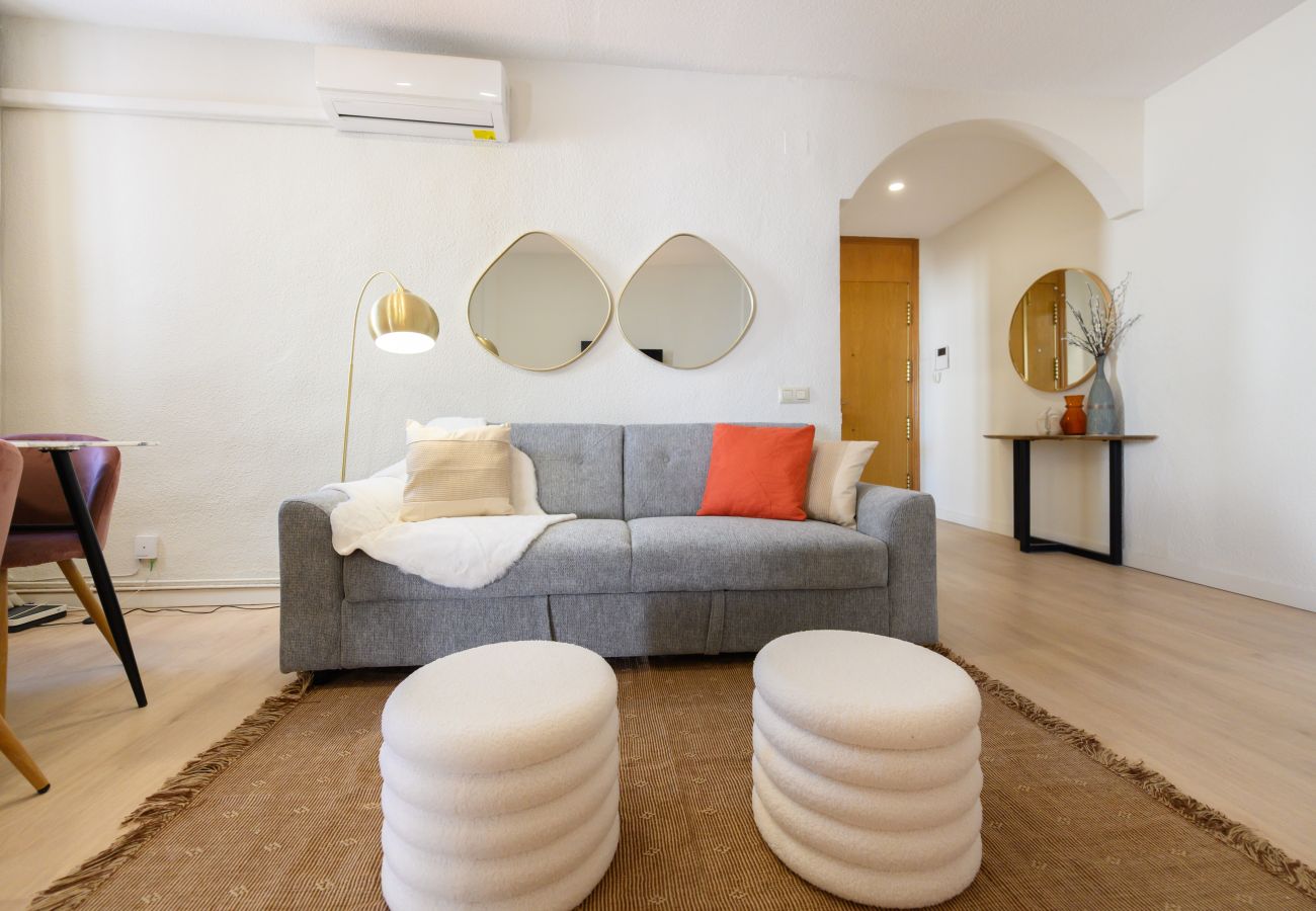 Appartement in Madrid - Piso de dos dormitorios-Terraza y balcón en Madrid. Temporal