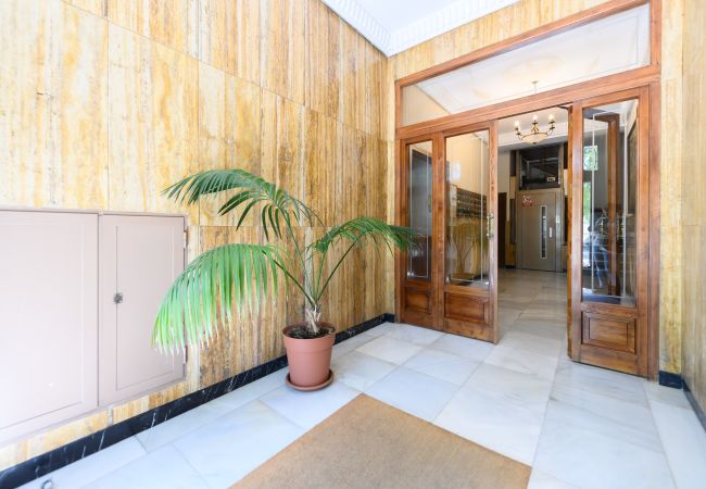 Studio in Madrid - Estudio con balcón – Todo lo que necesitas para una estancia perfecta en Madrid. Temporal Studio in Madrid - Estudio con balcón – Todo lo que necesitas para una estancia perfecta en Madrid. Temporal