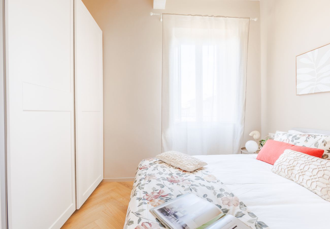 Appartement in Lucca - The White Lotus Penthouse, Modern Flat with Elevator Appartement in Lucca - The White Lotus Penthouse, Modern Flat with Elevator