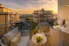 Appartement in Viareggio - Sea-View Terrace: Elegance and Spectacular Views in Viareggio