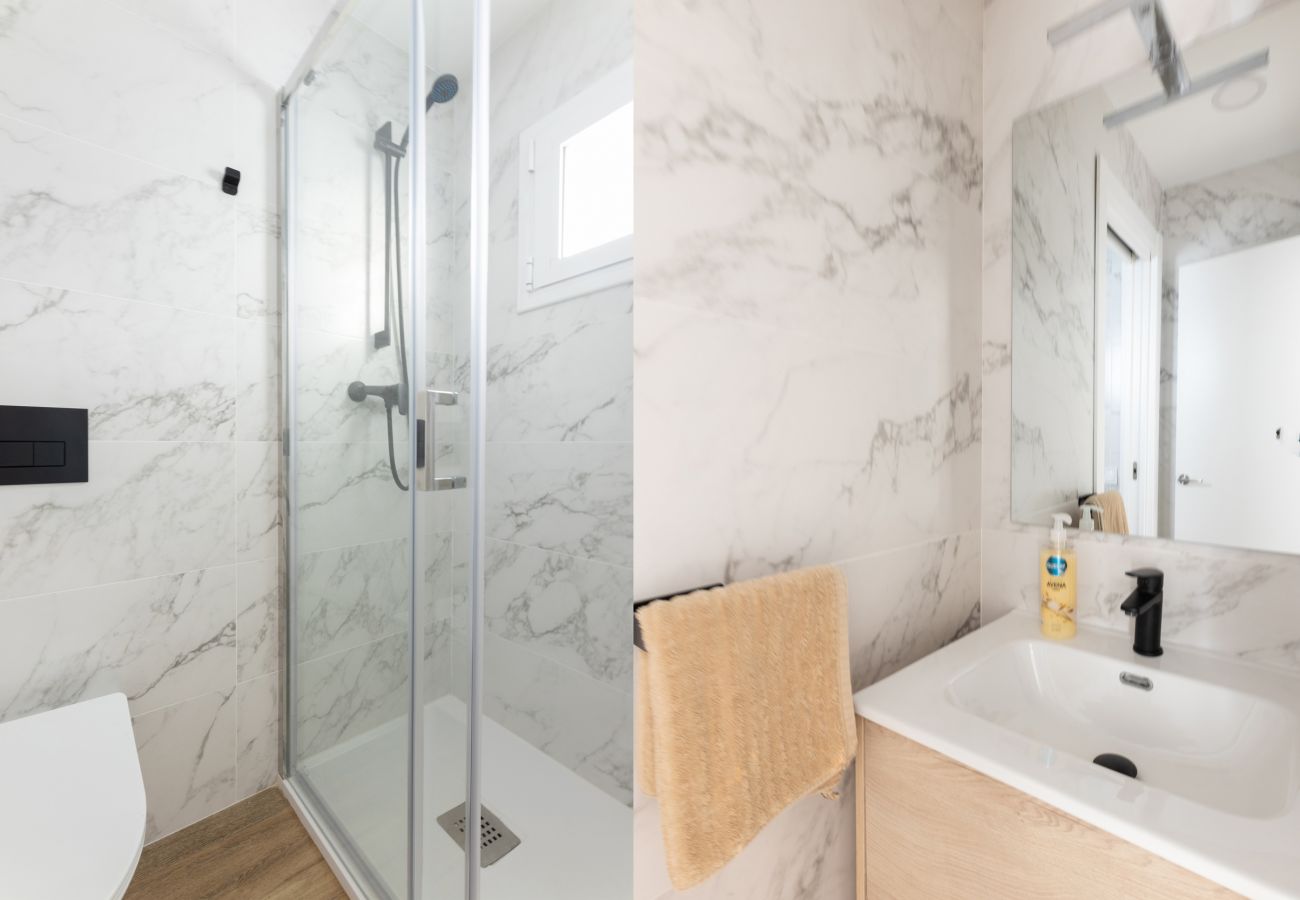 Appartement in Barcelona - Renovated 2 bedrooms flat in central Gracia Appartement in Barcelona - Renovated 2 bedrooms flat in central Gracia