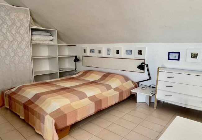Apartamento en L'Escala - PUIG PADRO 4 2-2 Apartamento en L'Escala - PUIG PADRO 4 2-2