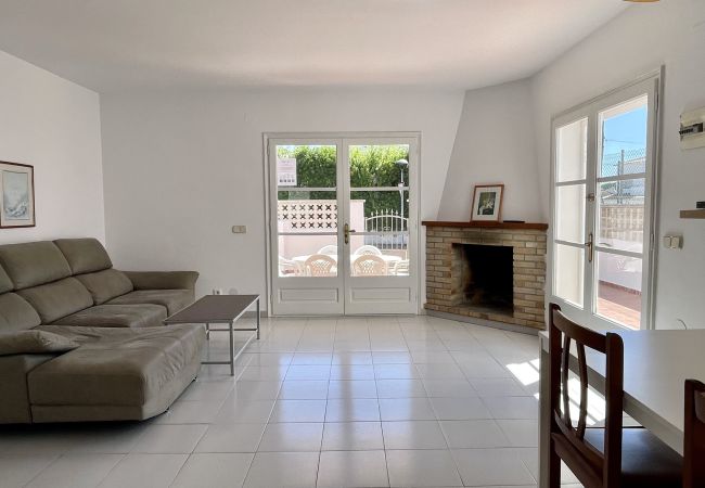 Casa en L'Escala - CASA LA VINYA 16 3D Casa en L'Escala - CASA LA VINYA 16 3D