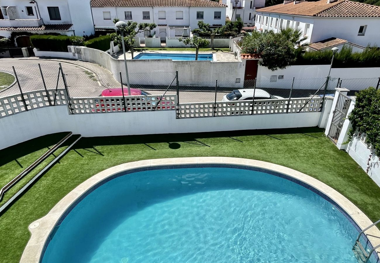 Casa en L'Escala - CASA LA VINYA 16 3D Casa en L'Escala - CASA LA VINYA 16 3D