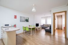 Apartamento en Madrid - Downtown Madrid North Barrio del Pilar M (SAR28)