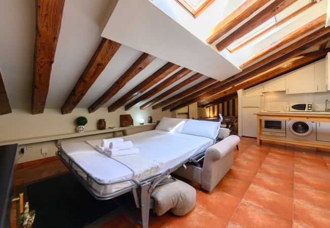 Estudio en Madrid - MADRID Downtown Puerta del Sol - Teatros Gran Via- Atocha Station Cozy Estudio 2 Pax Estudio en Madrid - MADRID Downtown Puerta del Sol - Teatros Gran Via- Atocha Station Cozy Estudio 2 Pax