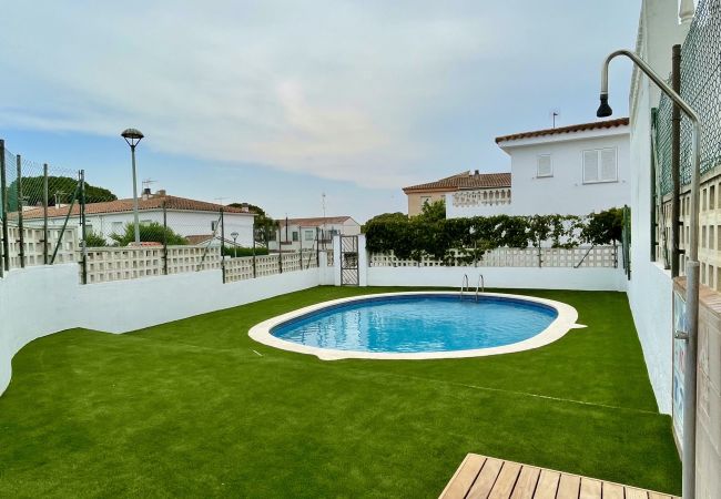 Casa en L'Escala - CASA LA VINYA 14 3D  Casa en L'Escala - CASA LA VINYA 14 3D