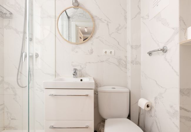 Apartamento en Barcelona - CALABRIA, piso amplio ideal familias o grupos en Eixample, Barcelona centro Apartamento en Barcelona - CALABRIA, piso amplio ideal familias o grupos en Eixample, Barcelona centro