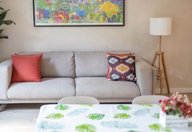 Apartamento en Barcelona - CALABRIA, piso amplio ideal familias o grupos en Eixample, Barcelona centro Apartamento en Barcelona - CALABRIA, piso amplio ideal familias o grupos en Eixample, Barcelona centro