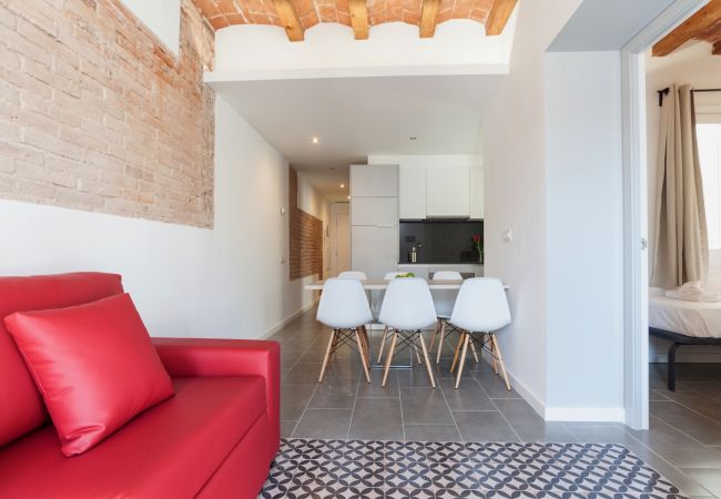 Apartamento en Barcelona - Family DELUXE amplio piso con terraza y piscina en Barcelona centro Apartamento en Barcelona - Family DELUXE amplio piso con terraza y piscina en Barcelona centro