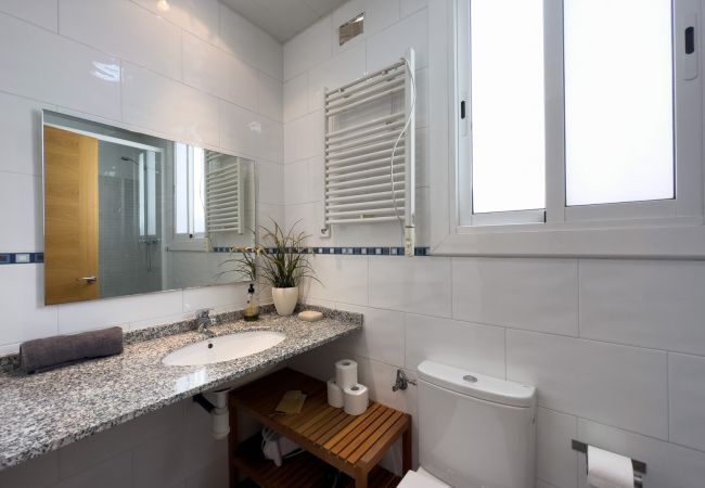 Apartamento en Barcelona - Estudio en alquiler luminoso, tranquilo y muy bien situado en Gracia, Barcelona centro Apartamento en Barcelona - Estudio en alquiler luminoso, tranquilo y muy bien situado en Gracia, Barcelona centro