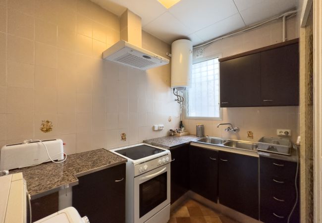 Apartamento en Barcelona - Estudio bonito, confortable, tranquilo y luminoso en alquiler en Gracia, Barcelona centro Apartamento en Barcelona - Estudio bonito, confortable, tranquilo y luminoso en alquiler en Gracia, Barcelona centro