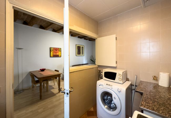 Apartamento en Barcelona - Estudio bonito, confortable, tranquilo y luminoso en alquiler en Gracia, Barcelona centro Apartamento en Barcelona - Estudio bonito, confortable, tranquilo y luminoso en alquiler en Gracia, Barcelona centro