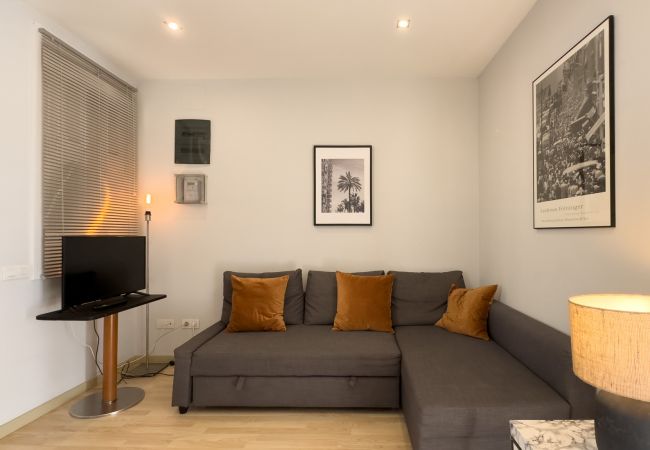 Apartamento en Barcelona - Piso con encanto, restaurado y equipado, muy bonito y luminoso en Barcelona centro, Gracia Apartamento en Barcelona - Piso con encanto, restaurado y equipado, muy bonito y luminoso en Barcelona centro, Gracia