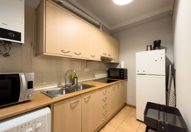 Apartamento en Barcelona - Apartamento bonito con balcón en alquiler por días en Barcelona centro, Gracia Apartamento en Barcelona - Apartamento bonito con balcón en alquiler por días en Barcelona centro, Gracia