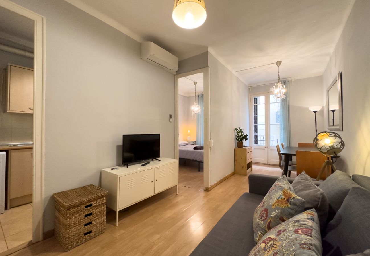 Apartamento en Barcelona - Apartamento bonito con balcón en alquiler por días en Barcelona centro, Gracia Apartamento en Barcelona - Apartamento bonito con balcón en alquiler por días en Barcelona centro, Gracia