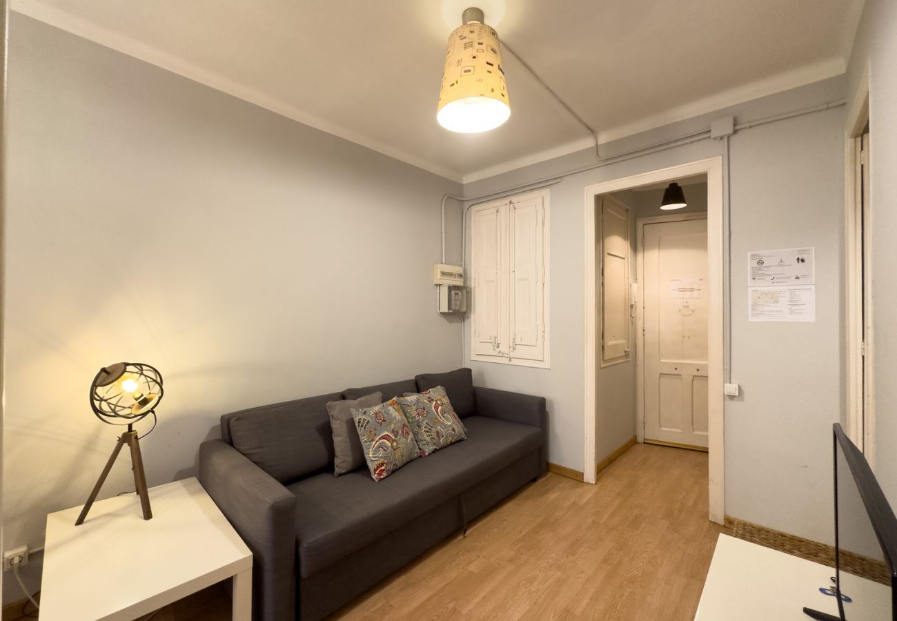 Apartamento en Barcelona - Apartamento bonito con balcón en alquiler por días en Barcelona centro, Gracia Apartamento en Barcelona - Apartamento bonito con balcón en alquiler por días en Barcelona centro, Gracia