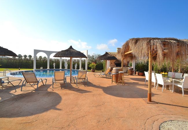 Villa en Sa Pobla - Son Manyo 261 magnífica villa con piscina privada, gran zona exterior, zona infantil y aire acondicionado Villa en Sa Pobla - Son Manyo 261 magnífica villa con piscina privada, gran zona exterior, zona infantil y aire acondicionado