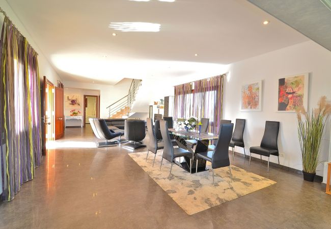 Villa en Sa Pobla - Son Manyo 261 magnífica villa con piscina privada, gran zona exterior, zona infantil y aire acondicionado Villa en Sa Pobla - Son Manyo 261 magnífica villa con piscina privada, gran zona exterior, zona infantil y aire acondicionado