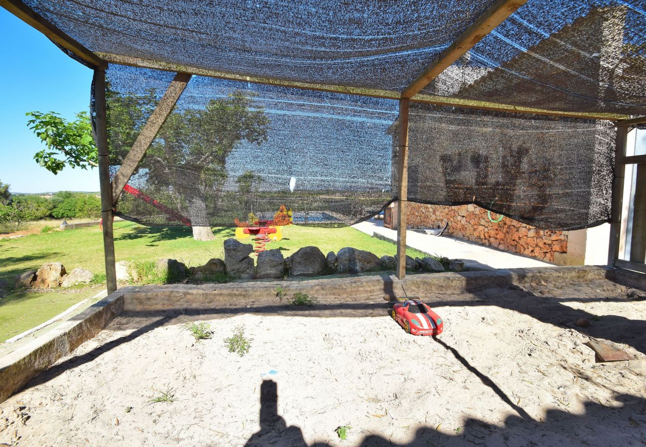 Finca en Santa Margalida - Es Bosquerró 054 fantástica finca con piscina vallada, zona infantil, terraza, barbacoa y WiFi Finca en Santa Margalida - Es Bosquerró 054 fantástica finca con piscina vallada, zona infantil, terraza, barbacoa y WiFi