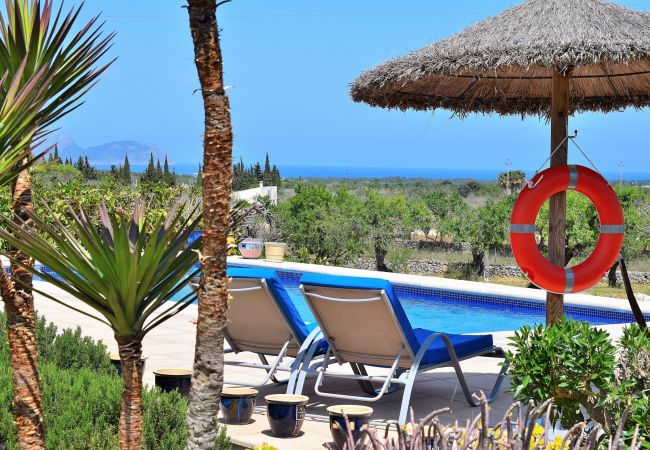 Finca en Santa Margalida - Can Burguet 099 encantadora finca en la naturaleza con precioso jardín, piscina privada y WiFi Finca en Santa Margalida - Can Burguet 099 encantadora finca en la naturaleza con precioso jardín, piscina privada y WiFi