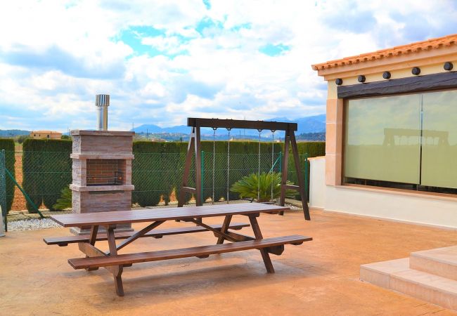Finca en Sa Pobla - Rey del Campo 140 lujosa villa con piscina privada, aire acondicionado, jardín y zona barbacoa Finca en Sa Pobla - Rey del Campo 140 lujosa villa con piscina privada, aire acondicionado, jardín y zona barbacoa