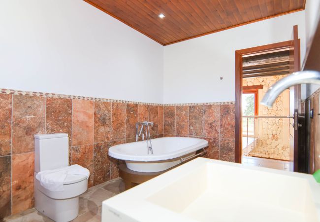 Finca en Sa Pobla - Rey del Campo 140 lujosa villa con piscina privada, aire acondicionado, jardín y zona barbacoa Finca en Sa Pobla - Rey del Campo 140 lujosa villa con piscina privada, aire acondicionado, jardín y zona barbacoa