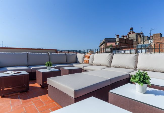 Apartamento en Barcelona - DELUXE piso en alquiler con terraza y piscina en Barcelona centro Apartamento en Barcelona - DELUXE piso en alquiler con terraza y piscina en Barcelona centro