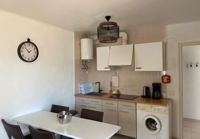 Apartamento en L'Escala - CALA MONTGO 15 2D Apartamento en L'Escala - CALA MONTGO 15 2D