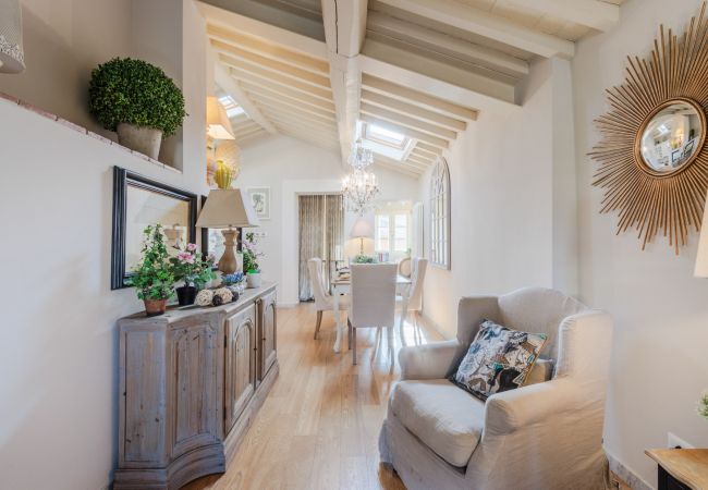 Apartamento en Lucca - CASA LAURA UNWIND YOURSELF ON A LUXURY TERRACE IN LUCCA TOWN Apartamento en Lucca - CASA LAURA UNWIND YOURSELF ON A LUXURY TERRACE IN LUCCA TOWN