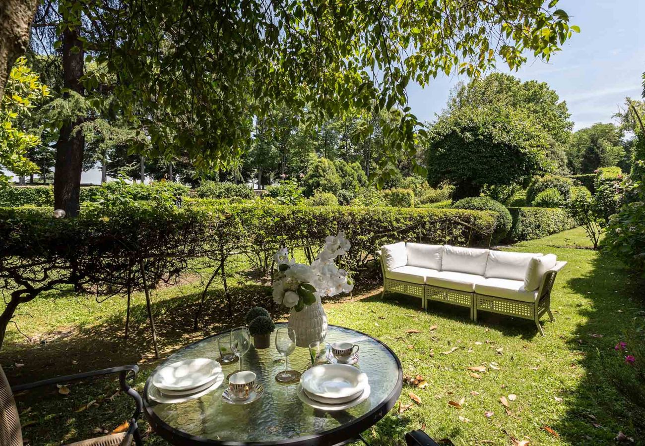 Apartamento en Lucca - CASA BEATRICE, un apartamento con jardín privado dentro de las murallas de Lucca