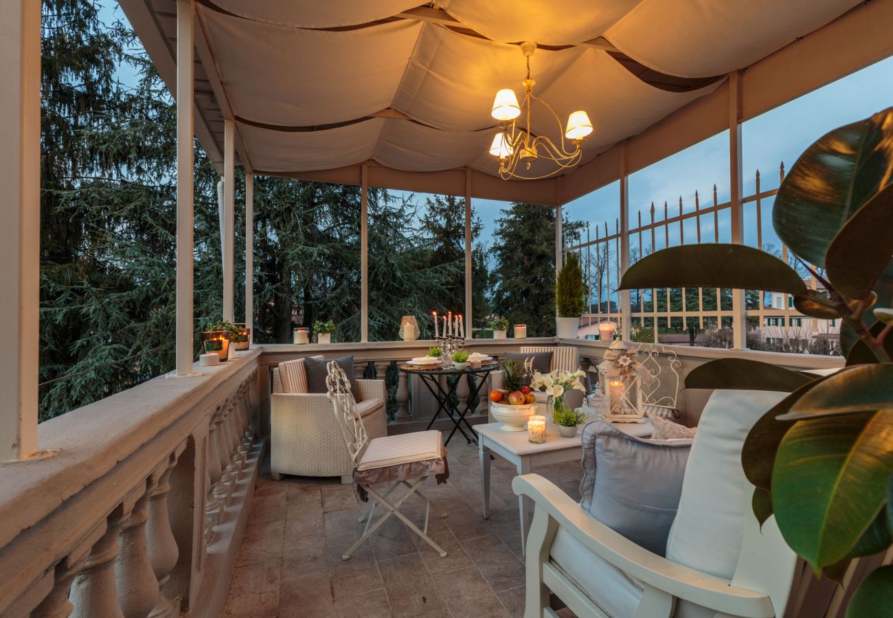 Apartamento en Lucca - Casa Uccellini Apartamento en Lucca - Casa Uccellini