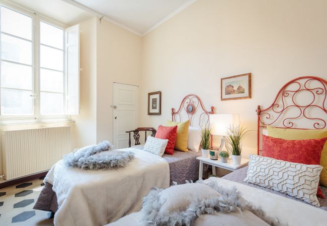 Apartamento en Lucca - SANTA CROCE Apartment, Central and Convenient Apartamento en Lucca - SANTA CROCE Apartment, Central and Convenient