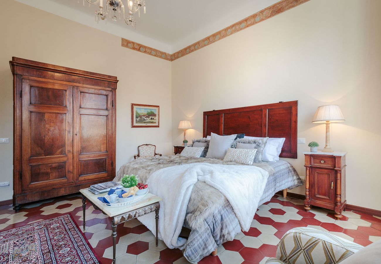 Apartamento en Lucca - SANTA CROCE Apartment, Central and Convenient Apartamento en Lucca - SANTA CROCE Apartment, Central and Convenient