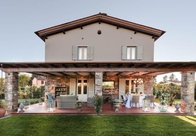 Villa en Capannori - VILLA PEMOLA a Luxury Farmhouse with Garden and bikes in Lucca Town
