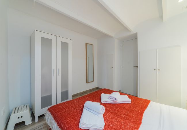 Apartamento en Madrid - Apartamento O'Donnell-Gregorio Marañón Temporal Apartamento en Madrid - Apartamento O'Donnell-Gregorio Marañón Temporal