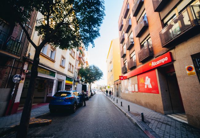 Apartamento en Madrid - Apartamento O'Donnell-Gregorio Marañón Temporal Apartamento en Madrid - Apartamento O'Donnell-Gregorio Marañón Temporal