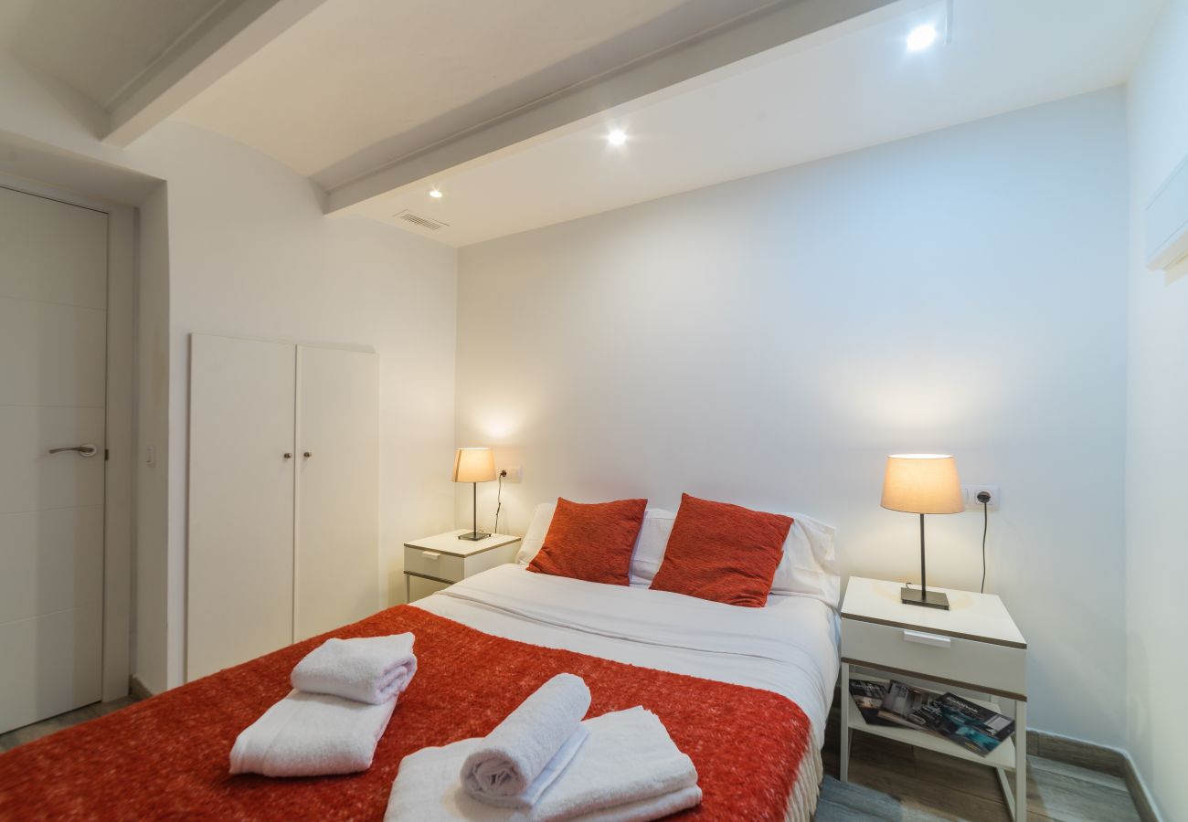 Apartamento en Madrid - Apartamento O'Donnell-Gregorio Marañón Temporal Apartamento en Madrid - Apartamento O'Donnell-Gregorio Marañón Temporal