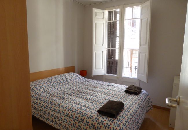 Apartamento en Barcelona - Bonito piso en alquiler por días en Gracia, Barcelona centro. Luminoso, tranquilo y bien situado. Apartamento en Barcelona - Bonito piso en alquiler por días en Gracia, Barcelona centro. Luminoso, tranquilo y bien situado.