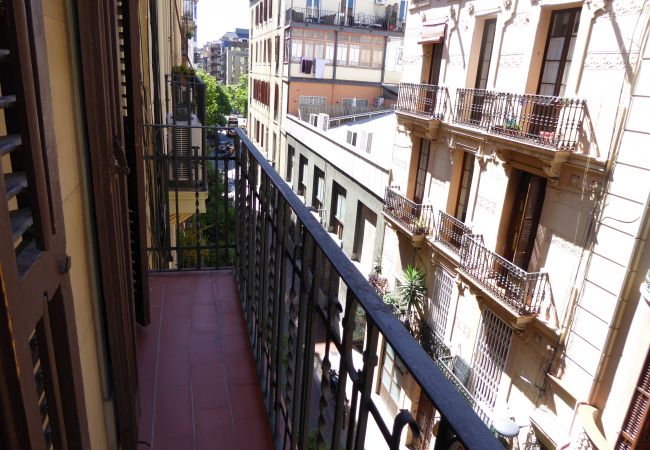 Apartamento en Barcelona - Bonito piso en alquiler por días en Gracia, Barcelona centro. Luminoso, tranquilo y bien situado. Apartamento en Barcelona - Bonito piso en alquiler por días en Gracia, Barcelona centro. Luminoso, tranquilo y bien situado.