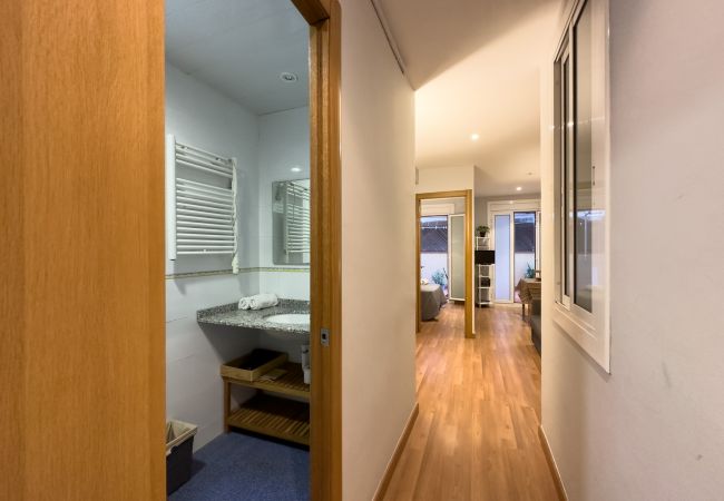 Apartamento en Barcelona - Piso bonito, restaurado en alquiler con patio terraza en Gracia, Barcelona centro Apartamento en Barcelona - Piso bonito, restaurado en alquiler con patio terraza en Gracia, Barcelona centro
