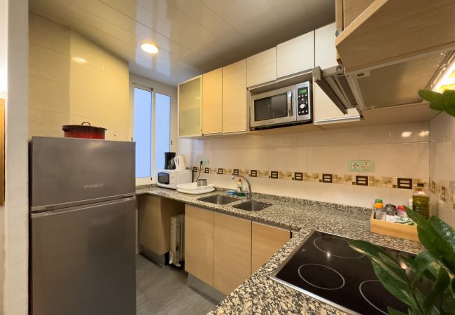 Apartamento en Barcelona - Piso bonito, restaurado en alquiler con patio terraza en Gracia, Barcelona centro Apartamento en Barcelona - Piso bonito, restaurado en alquiler con patio terraza en Gracia, Barcelona centro
