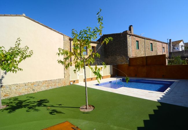 Estudio en Pals - PETIT PALS - BEGUR Estudio en Pals - PETIT PALS - BEGUR