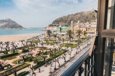 Apartamento en San Sebastián - Alderdi Eder apartment