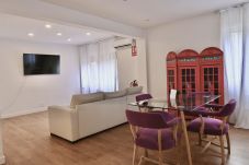 Apartamento en Madrid - MADRID RIO - PALACIO REAL- HOSPITAL 12 OCTUBRE -3 ROOMS - 2 BATHROOMS