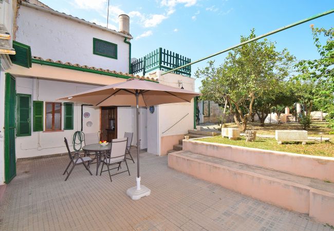 Casa en Sineu - Ca S'Escolà 175 tradicional casa mallorquina con jardín, gran barbacoa y WiFi Casa en Sineu - Ca S'Escolà 175 tradicional casa mallorquina con jardín, gran barbacoa y WiFi