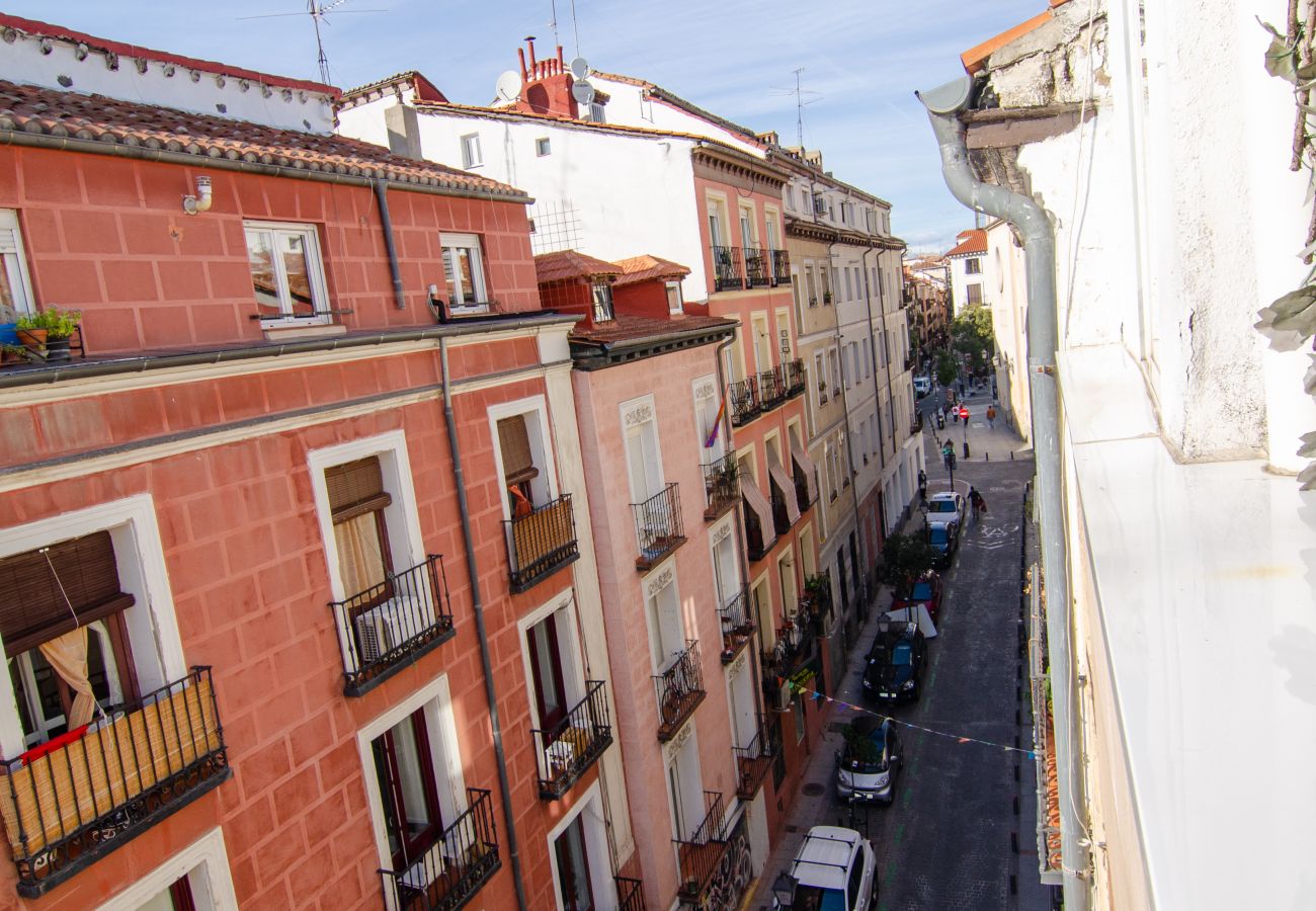 Apartamento en Madrid - Ático - Terraza 15m2 - CHUECA- 4 PAX Apartamento en Madrid - Ático - Terraza 15m2 - CHUECA- 4 PAX