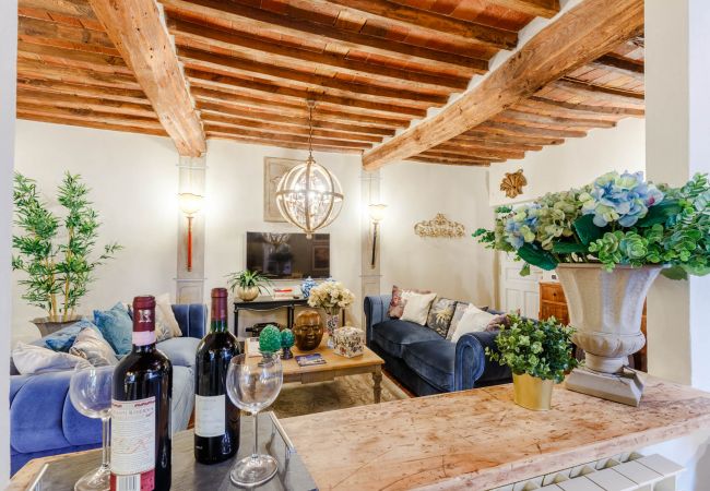 Apartamento en Lucca - CASA KATHY: Smart and Convenient Luxury 2 Bedrooms Apartment inside the City Walls Apartamento en Lucca - CASA KATHY: Smart and Convenient Luxury 2 Bedrooms Apartment inside the City Walls